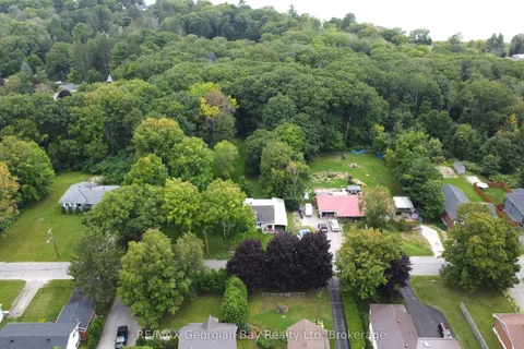 284 CHURCH Street, ON L9M 1G5