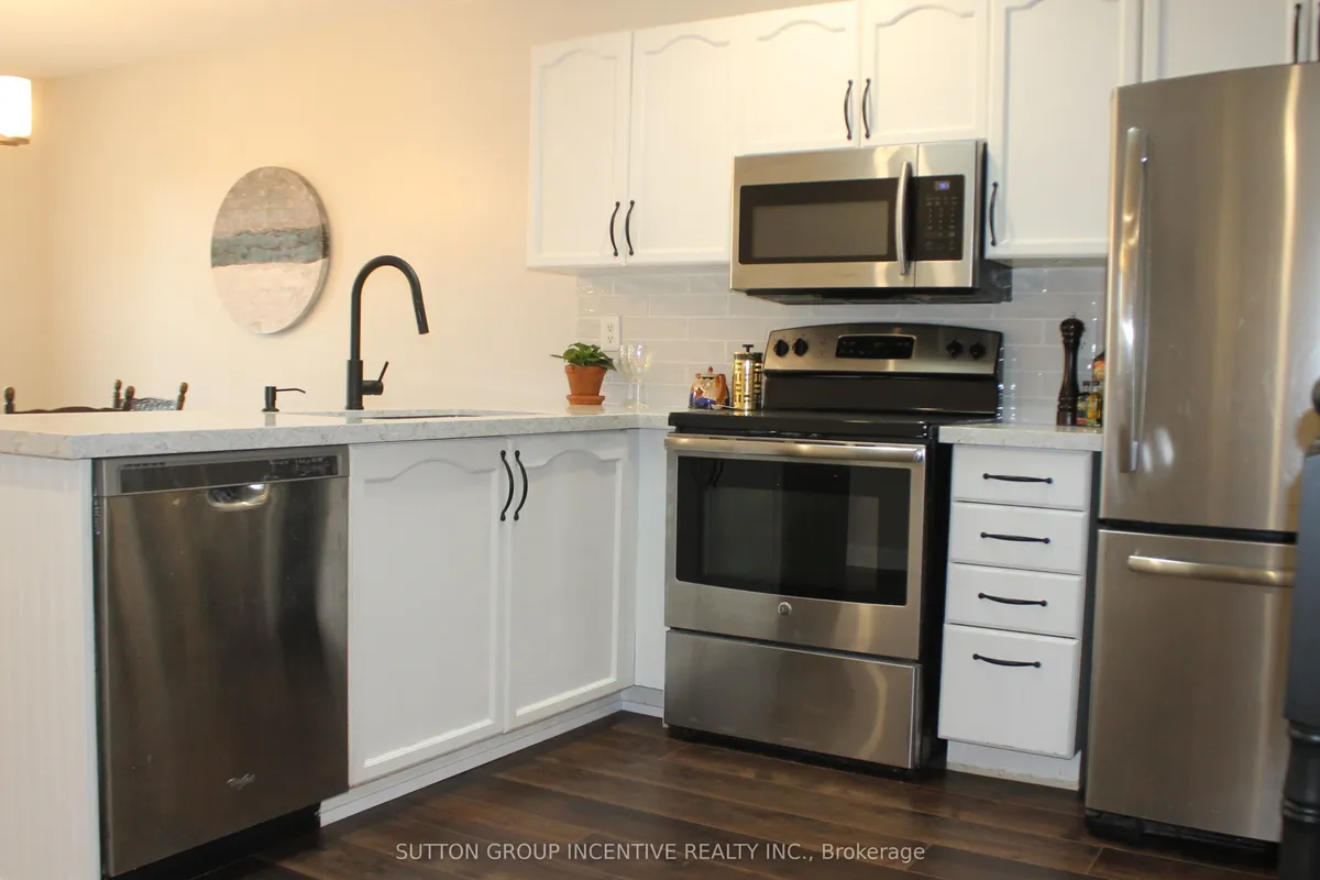 30 Assiniboine Drive, ON L4N 8G4