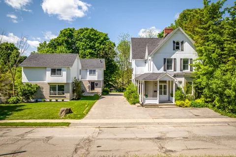 14&16 Peel Street, ON L4M 3K8