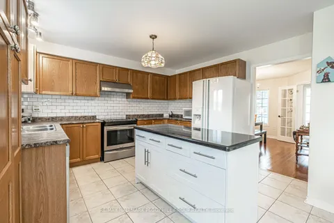 222 Red Oak Trail, ON L0M 1S0