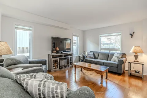 222 Red Oak Trail, ON L0M 1S0