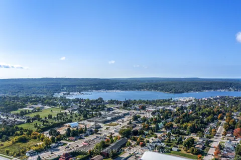 30 Charles Street, ON L9M 2G7