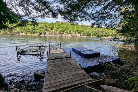 2318 Sherwood Forest Lane, ON L0K 1E0