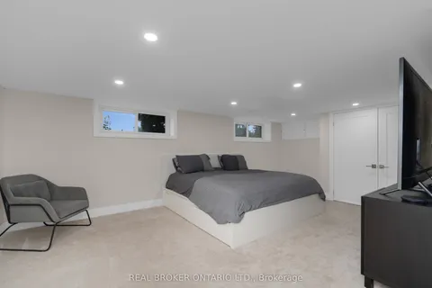 17 Locke Avenue, ON L0M 1S0