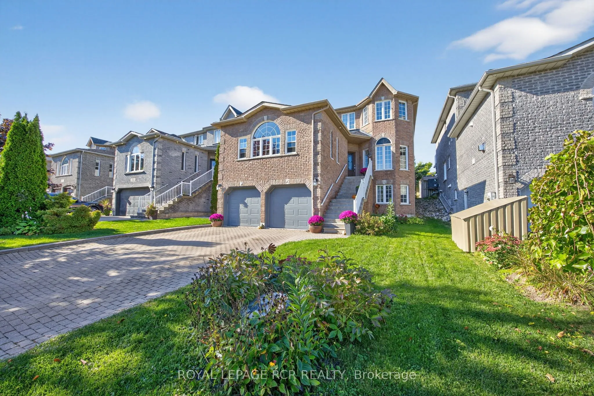 24 Tascona Court, ON L4M 0C5