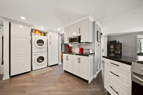 1 MAPLE Crescent, ON L0L 1T0