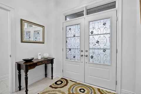 5 Middleton Drive, ON L9Z 0L1