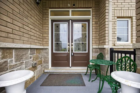 5 Middleton Drive, ON L9Z 0L1