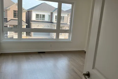 13 Gemini Drive, ON L9J 0H6