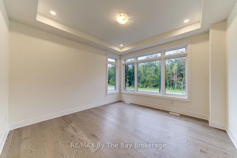 182 Mapleside Drive, ON L9Z 0L4