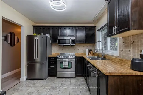 4049 Bayview Avenue, ON L3V 6H7