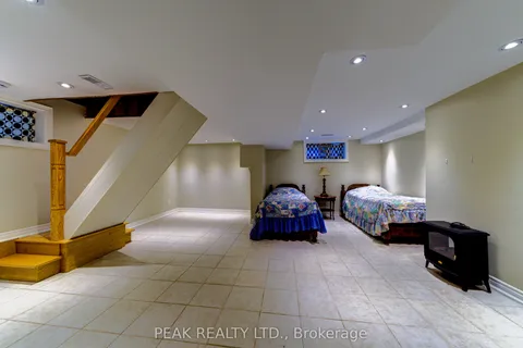 11 Glen Avenue, ON L0L 2T0