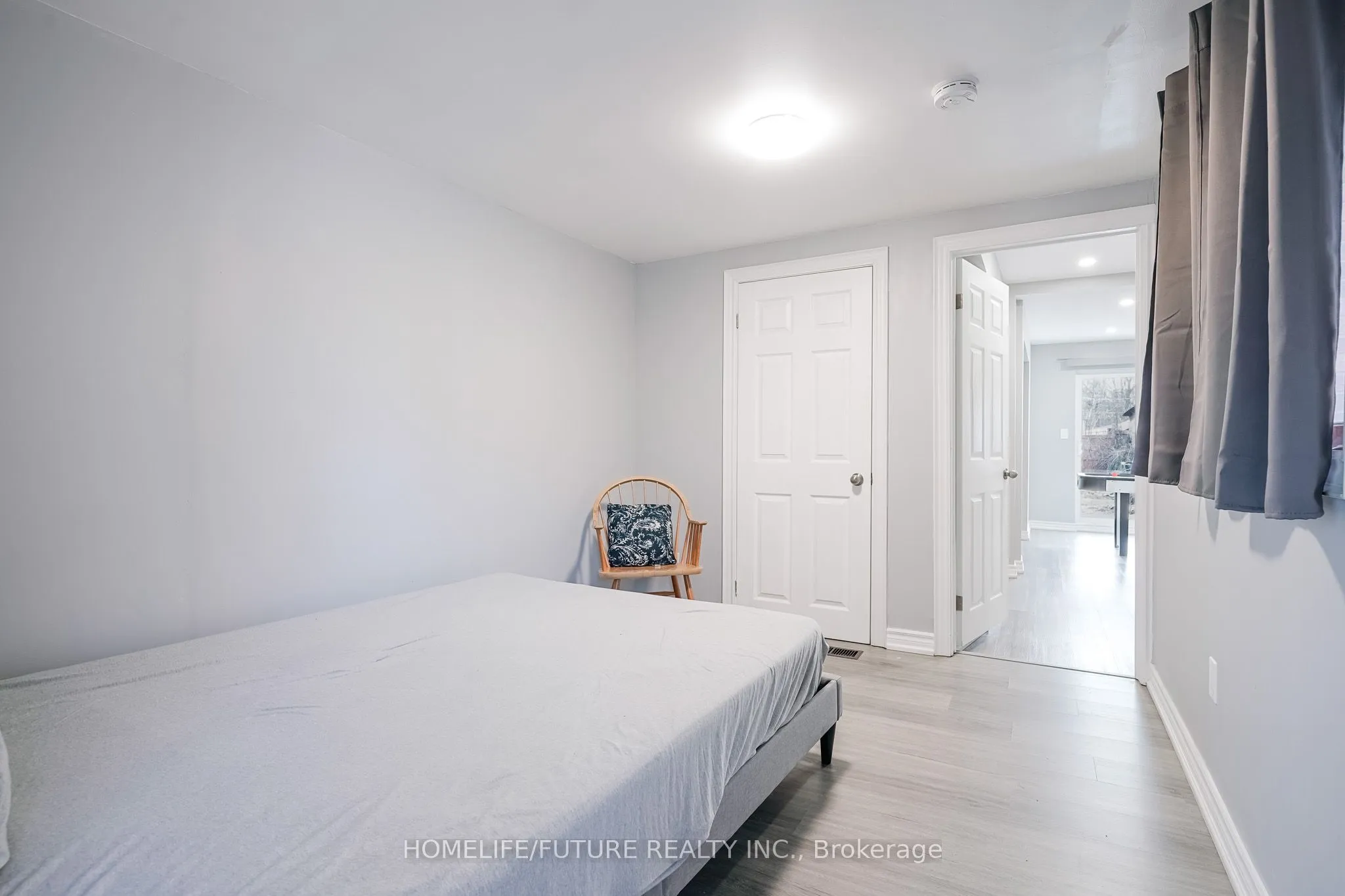 1200 Mosley Street, ON L9Z 2E7