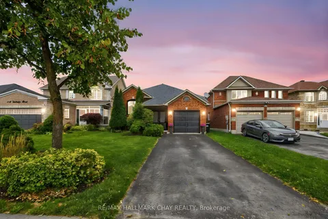 120 Tunbridge Road, ON L4M 6T1