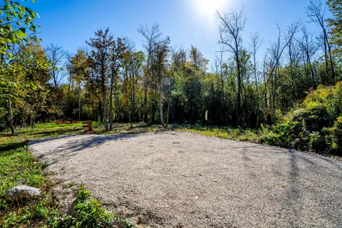 9746 Beachwood Road, ON L9Y 3Z1