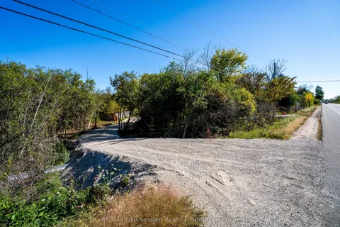 9746 Beachwood Road, ON L9Y 3Z1