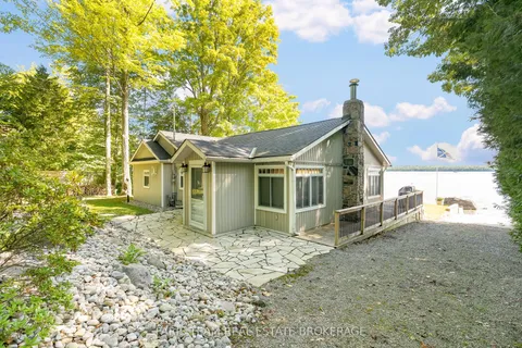 1449 Champlain Road, ON L9M 0C1