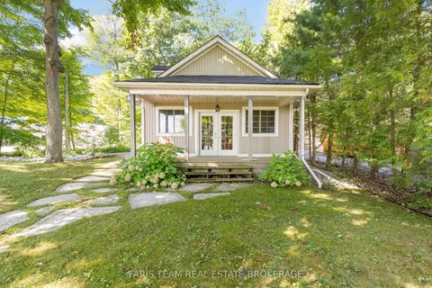 1449 Champlain Road, ON L9M 0C1