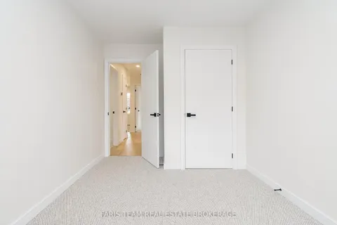 233 Wessenger Drive, ON L4N 8R4