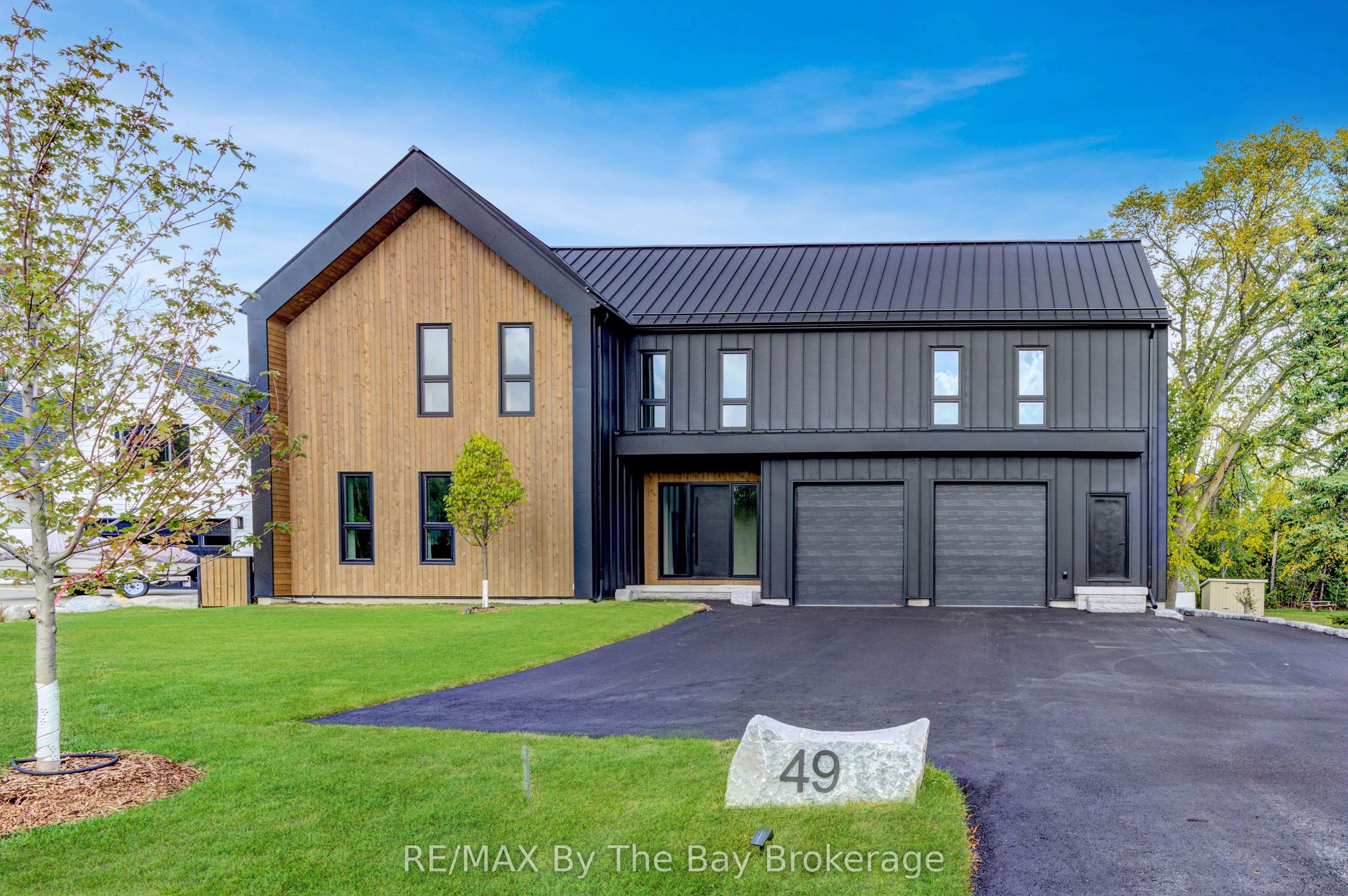 49 Broadview Street, ON L9Y 0X2