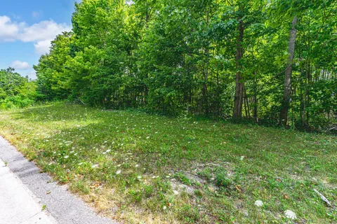 17 Maple Ridge Road, ON L0L 2L0