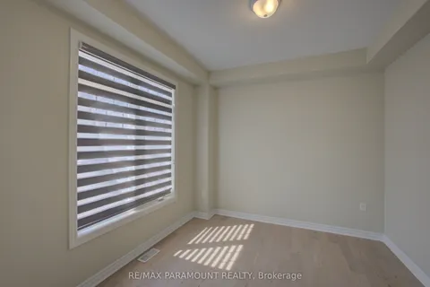 15 Mclean Avenue, ON L9Y 3V2