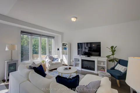 30 Kirby Avenue, ON L9Y 3W8