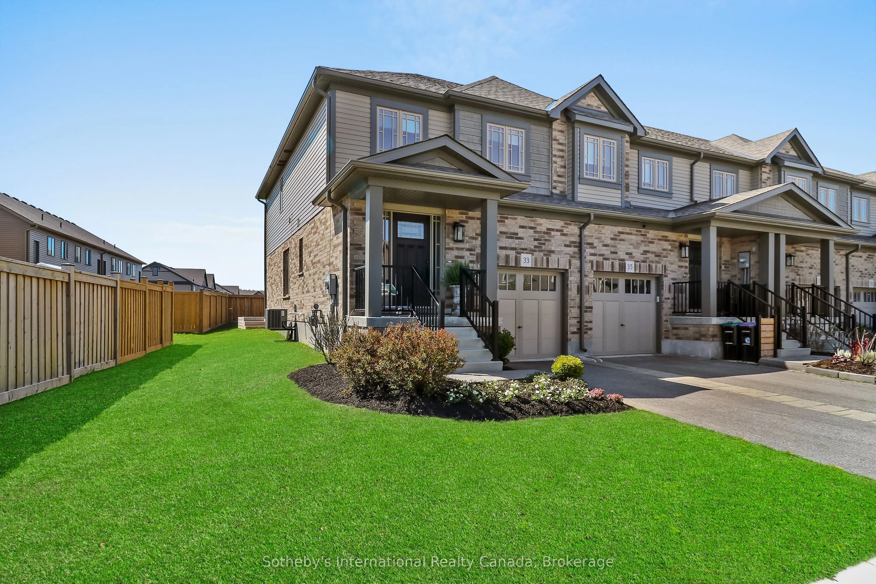 33 Foley Crescent, ON L9Y 3B7