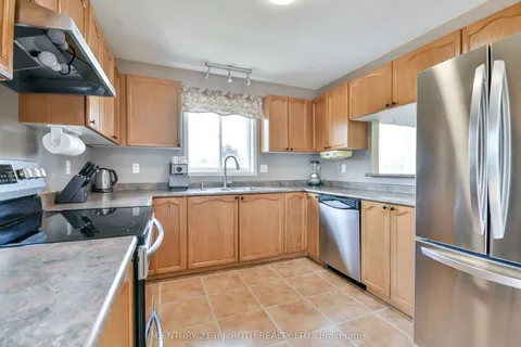 127 Golden Meadow Road, ON L4N 8K2