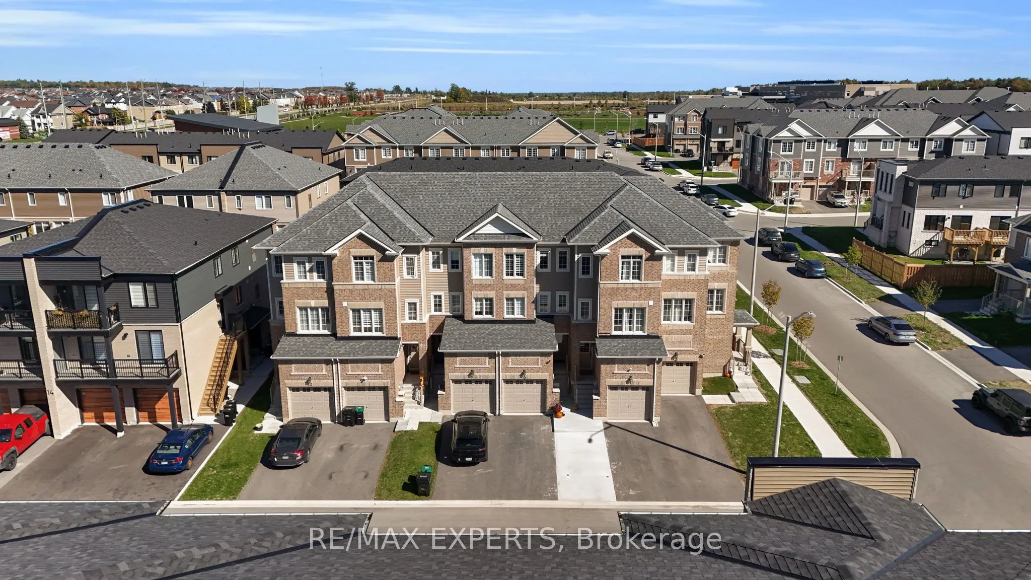 6 Pumpkin Corner Crescent, ON L9J 0T6