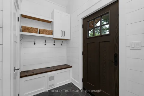 122 Queen Street, ON L4M 1Z5