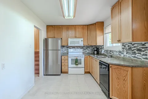 223 Phillips Street, ON L4N 3V2