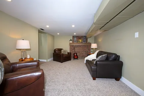 8 Cyril Martin Place, ON L0K 1E0