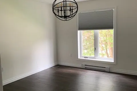 312 Barnett Avenue, ON L4R 4Z8