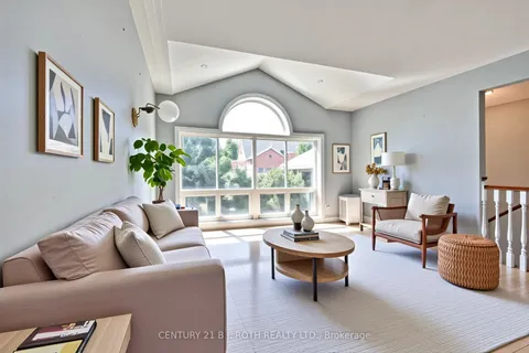 55 Bloxham Place, ON L4N 9K2