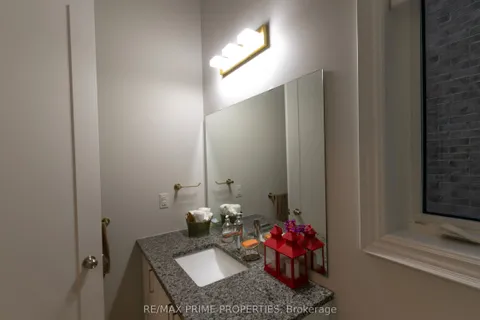 65 Redmond Crescent, ON L9X 1Z8