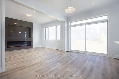 8 Nicort Road, ON L9Z 0N4