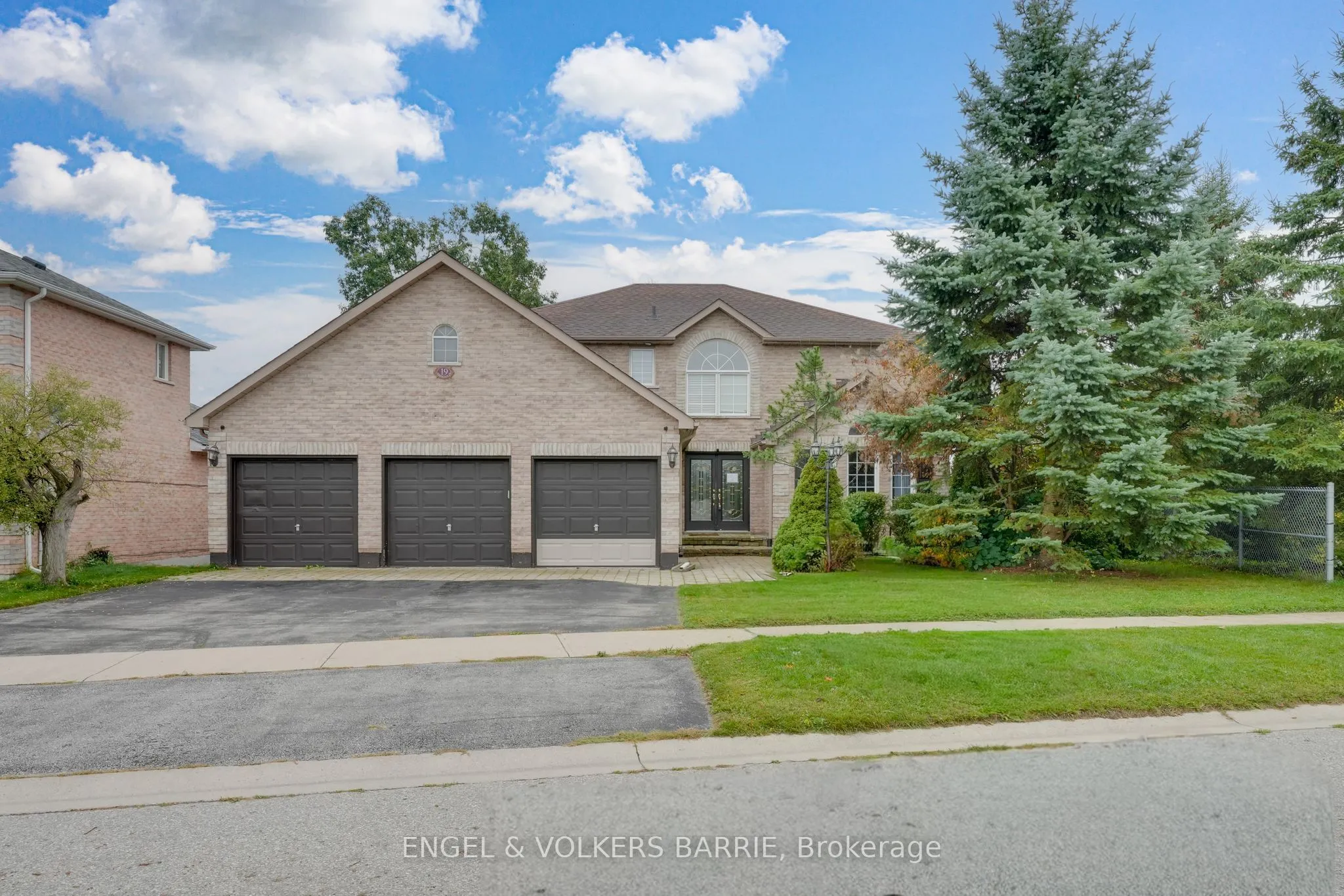 19 Northview Crescent, ON L4N 9T4