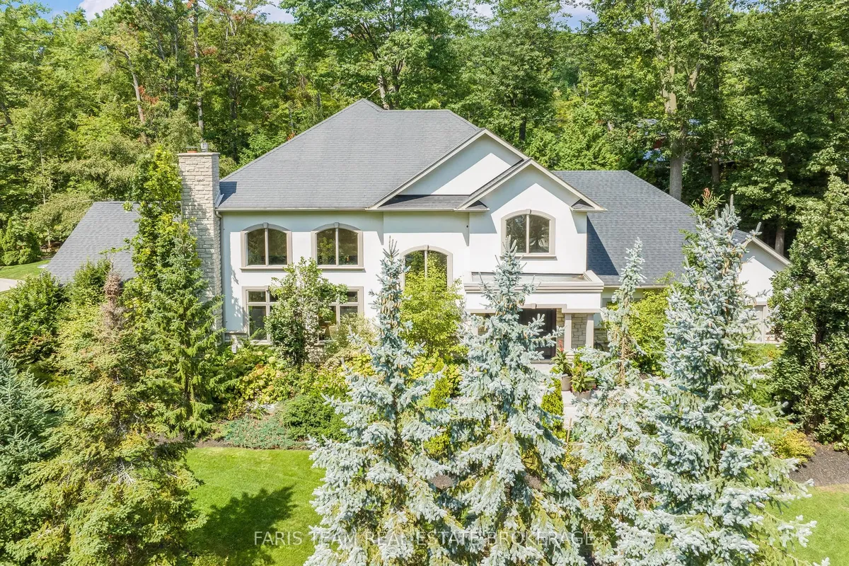 6 Georgina Drive, ON L4M 1E9