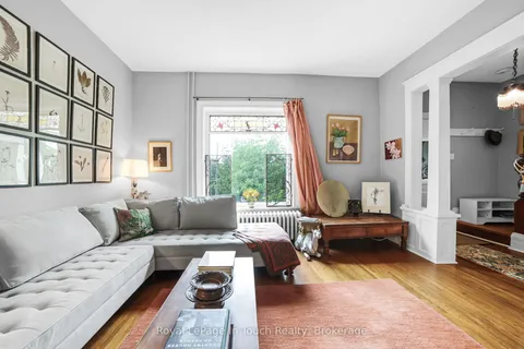 233 Queen Street, ON L4R 3G9