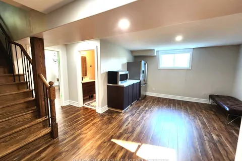 24 Wendat Trail, ON L4M 6T4