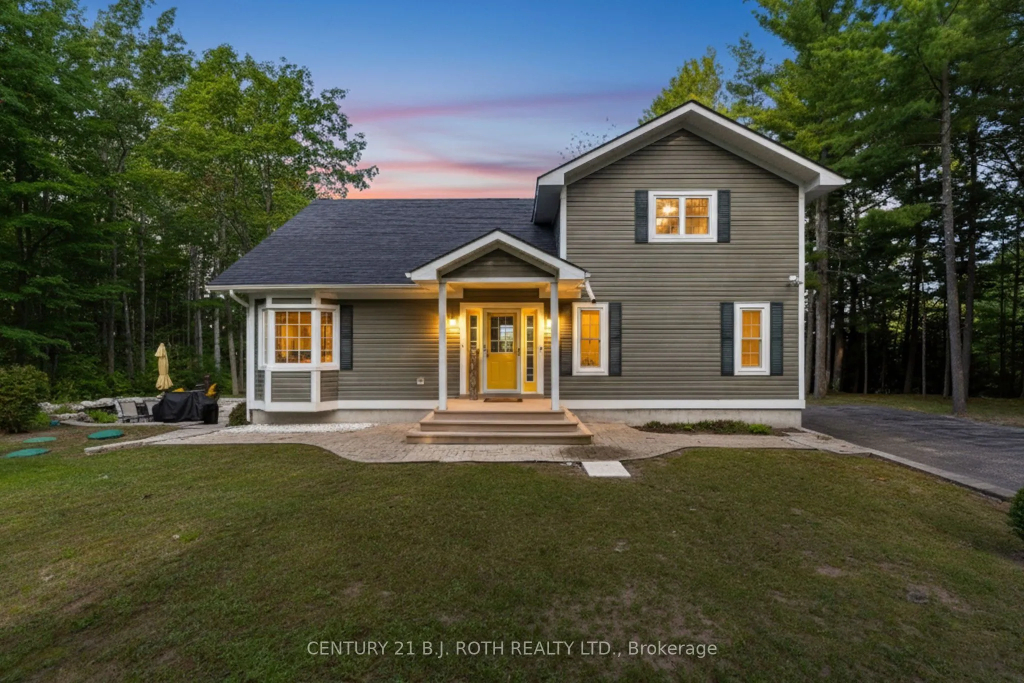 2710 Portage Trail, ON L9X 0J3