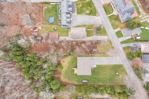 121 Mitchells Beach Road, ON L0K 2A0