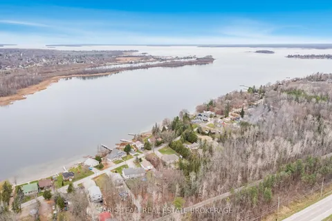 121 Mitchells Beach Road, ON L0K 2A0