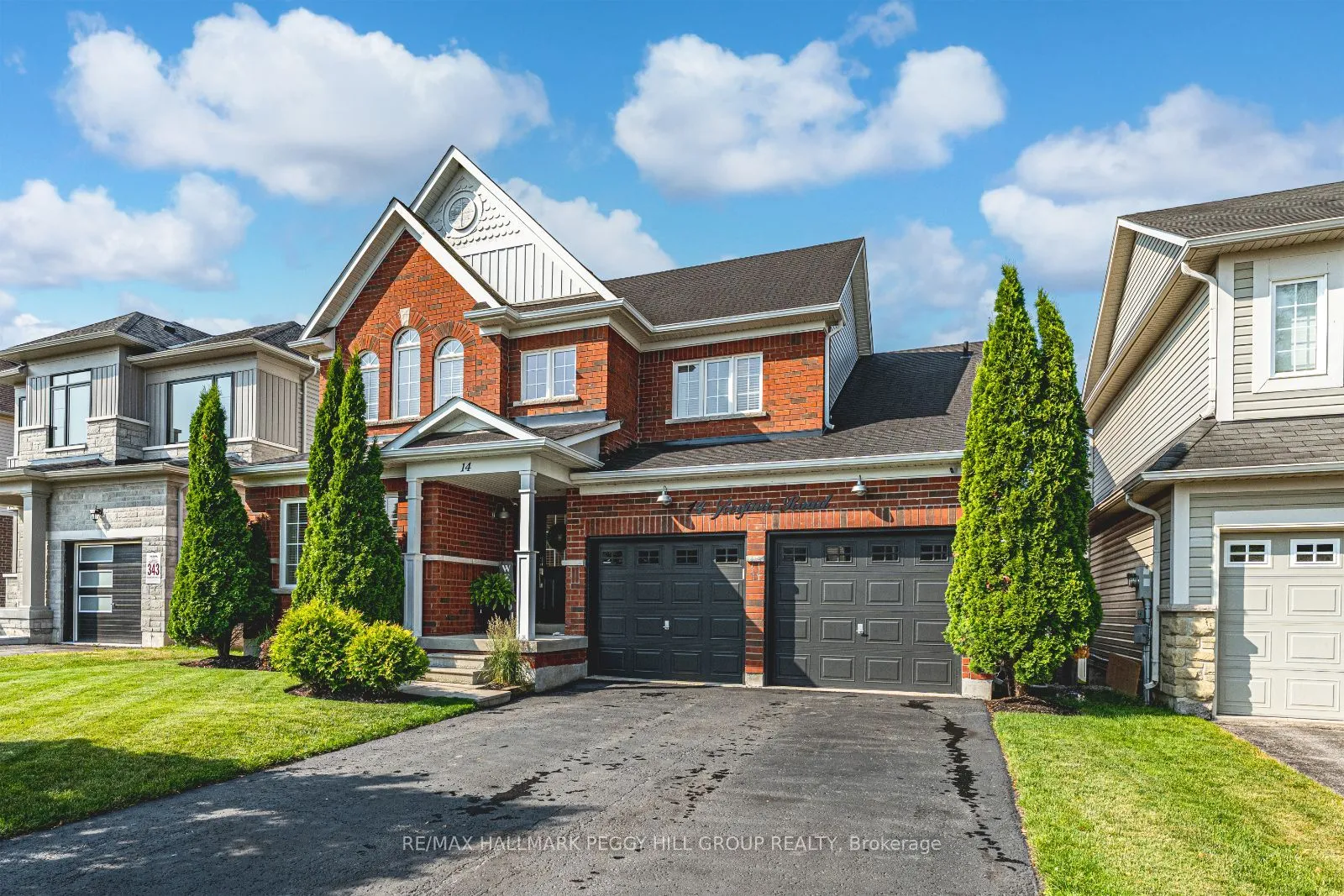 14 Regina Road, ON L4M 7J1