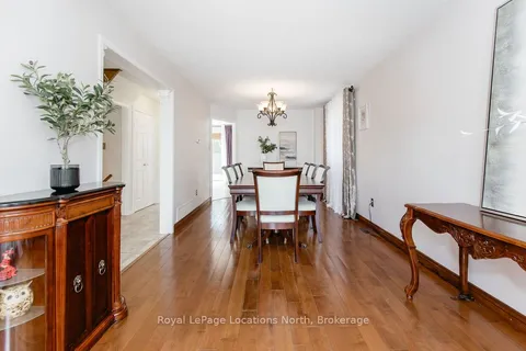 10 BARWICK Drive, ON L4N 6Z7