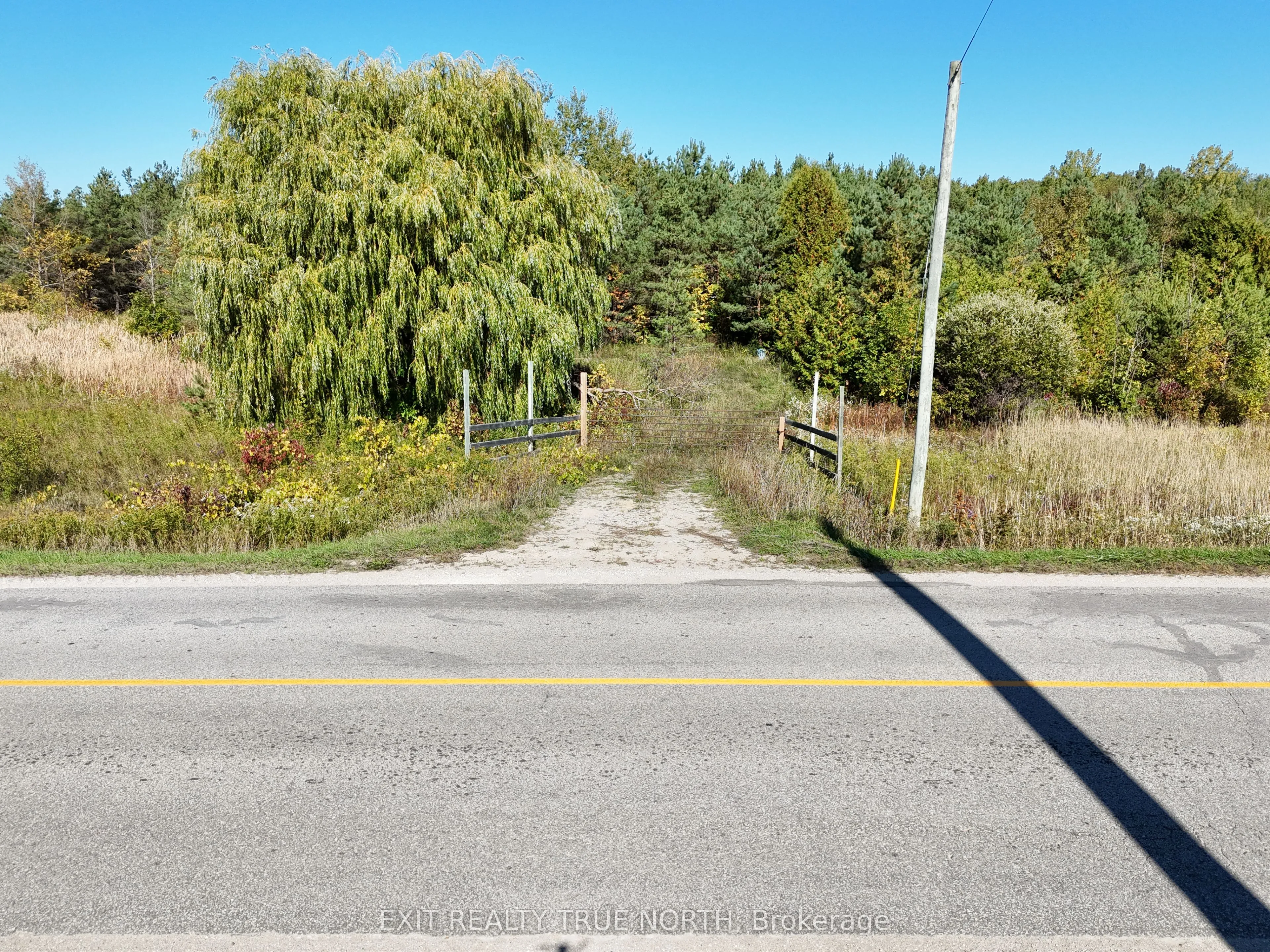 6696 33/34 Nottawasaga Side Road, ON L0M 1S0