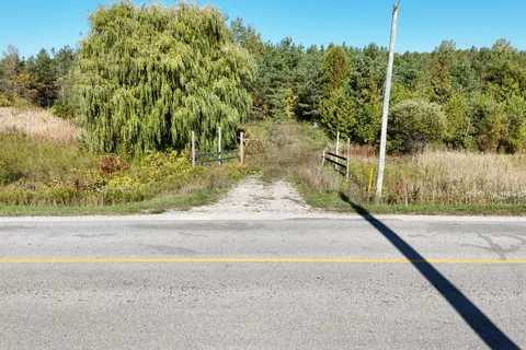 6696 33/34 Nottawasaga Side Road, ON L0M 1S0