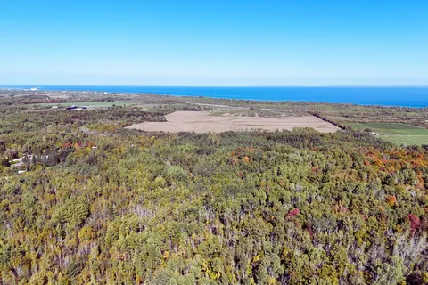 6696 33/34 Nottawasaga Side Road, ON L0M 1S0