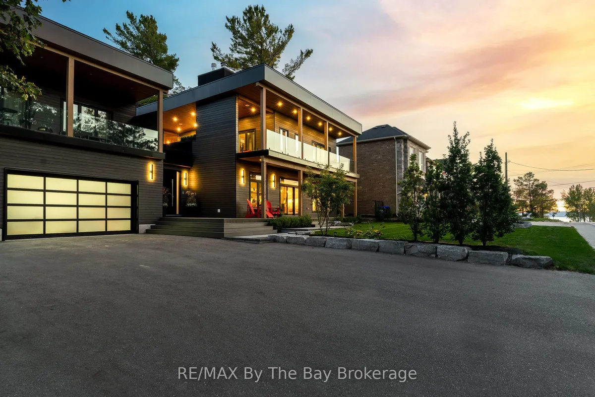 809 Eastdale Drive, ON L9Z 2R7